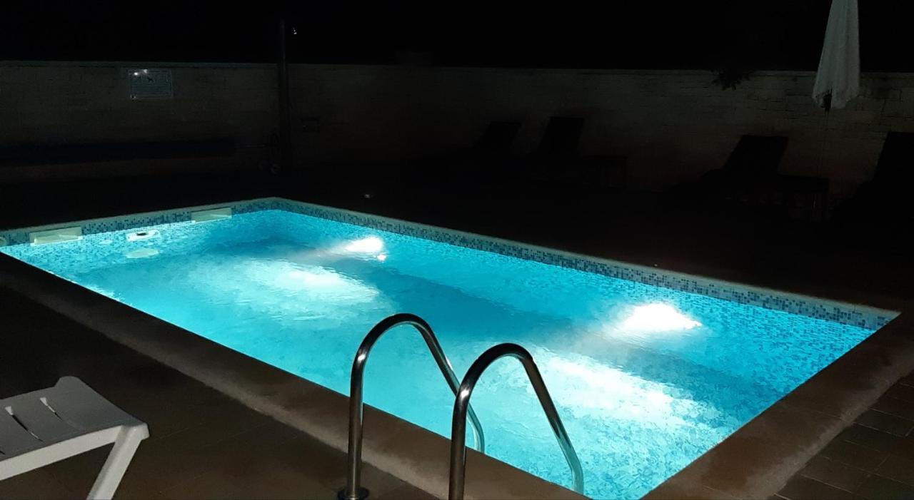 Apartments & Rooms Villa Adamovic Ουμάγκ Εξωτερικό φωτογραφία