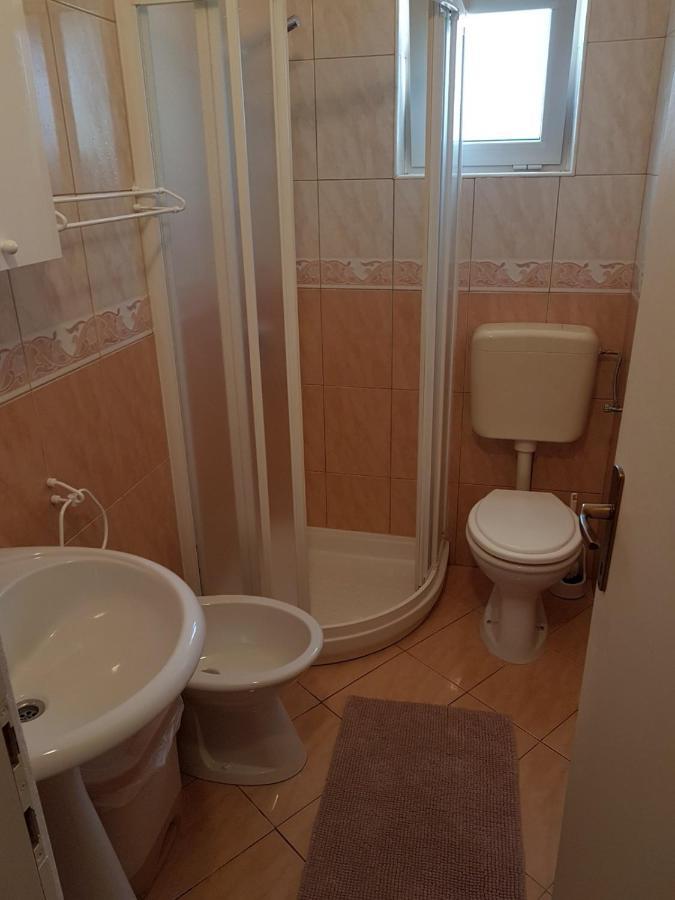 Apartments & Rooms Villa Adamovic Ουμάγκ Εξωτερικό φωτογραφία