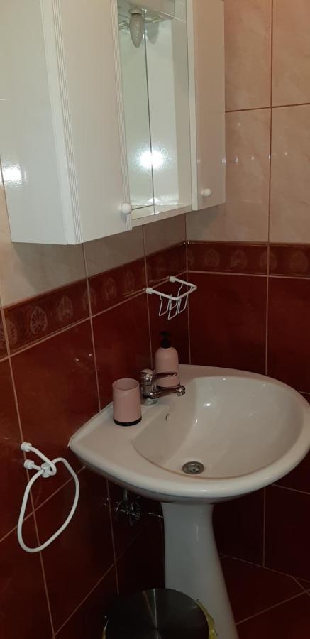 Apartments & Rooms Villa Adamovic Ουμάγκ Εξωτερικό φωτογραφία